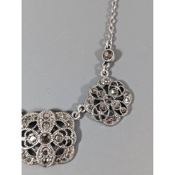 Liz Claiborne Gray Marcasite Square Retro Open Metal Work Statement Necklace 18" - Picture 5 of 8